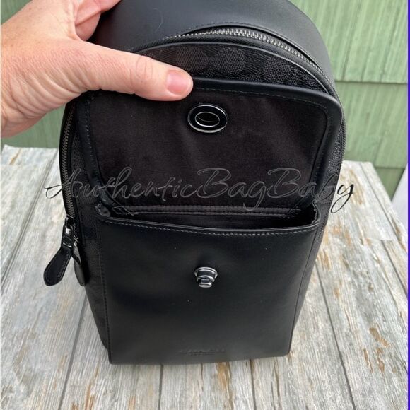 Authentic Coach Turnlock Sling Pack In Signature Canvas Bag - Picture 5 of 8